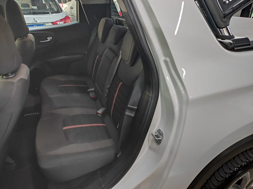 Fiat Toro 1.8 16v Freedom Flex 4x2 Aut. 4p