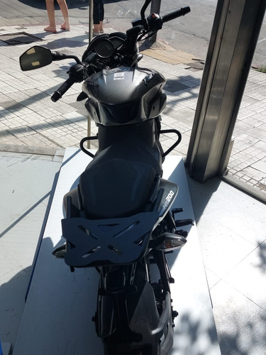 Imagen 2 de 6 de Bajaj Rouser Ns 200