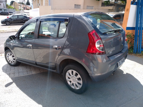 Imagem 4 de 8 de Renault Sandero 2009 1.0 Authentic