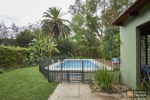 Casa Venta - 3 Dormitorios 2 Baños - Cocheras - Piscina - 180mts2 - City Bell, La Plata