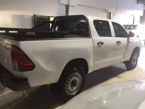 Imagen 7 de 8 de Toyota Hilux 2018 2.4 Cd Dx 150cv 4x2