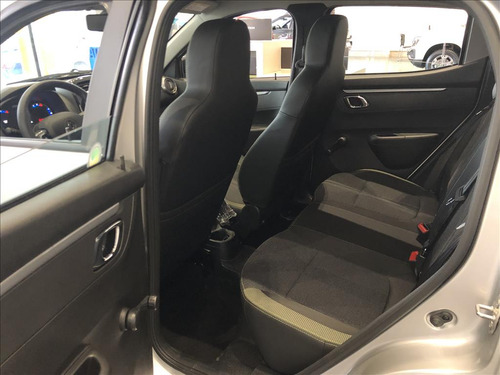 Renault Kwid 1.0 12V SCE FLEX OUTSIDER MANUAL