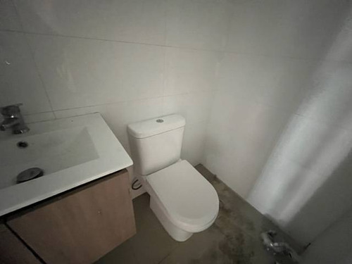 Arriendo Local De 50 M2, Sector Centro (9331)