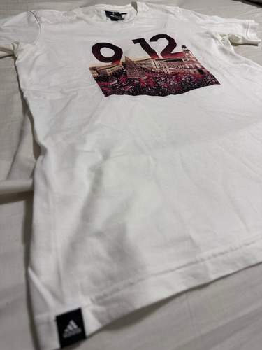 Remera Adidas River Talle S (Usado)