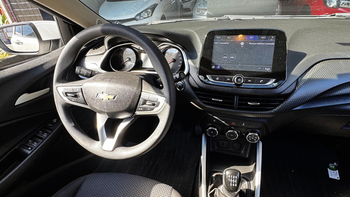 Chevrolet Onix plus 1.0 Lt 4p