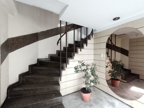 Venta Monoambiente Con Terraza Súper Luminoso