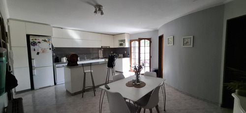 Venta Señora Casa En Urca Apta Credito! 4d 4b Quincho Y Piscina