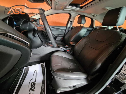 Ford Focus Titanium Plus 2.0 16v
