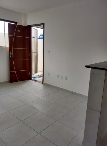 Imagem 2 de 7 de Apartamento Para Venda - 008972