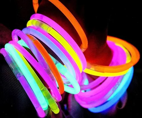 Pulsera Neon Cyalume Bote con 50 pulseras Luminosas colores surtidos $0.72  Centavos x Pza. - PRODUCTOS NUEVOS SEMANALES - Productos para tiendas desde  3 pesos, Bisutería, Cosméticos, Papelería, Juguetes, Electrónica, Cocina, y  mas..