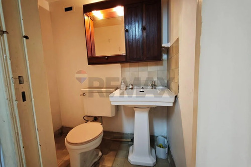 Oficina 31 M² | Balcón | Frente Tribunales