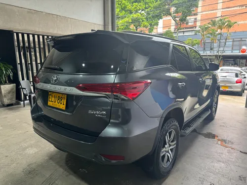 Toyota Fortuner 2.8