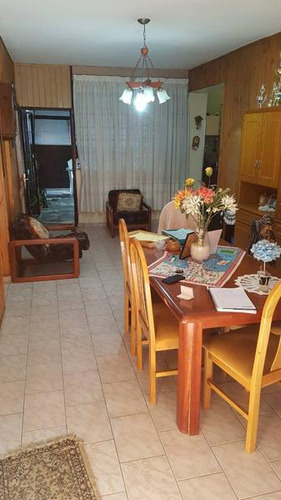 Casa Tres Dormitorios Con Garage