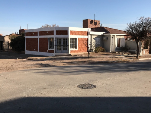 Vendo Casa + Local Comercial En La Punta - San Luis