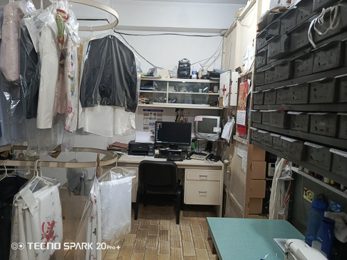 Venta De Local Comercial Y Fondo De Comercio