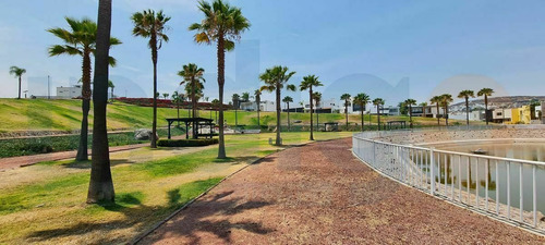Casa En Venta Cumbres Del Lago Un Solo Piso, Vista Al Parque