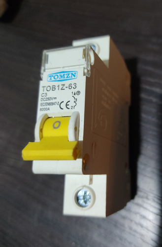 Interruptor Automático Breaker Dc Disyuntor Planta Solar, Tv