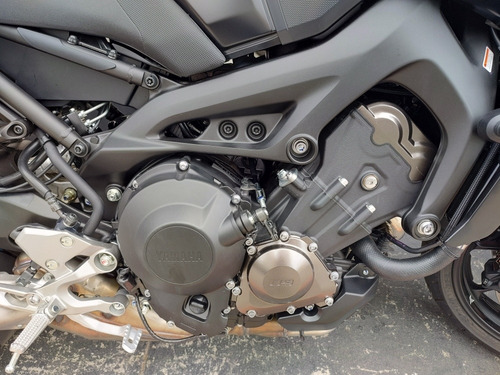 Imagem 4 de 15 de Yamaha Mt09 / 850 (390 Km )