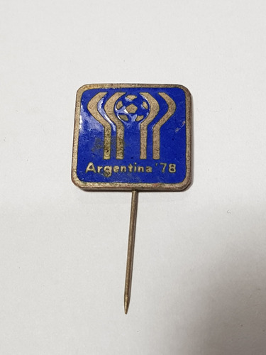 Imagen 5 de 10 de Antiguos Pines Fútbol Fifa Afa Mundial Comité Lote Mag 59291