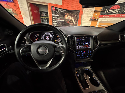 Jeep Grand Cherokee 3.6 Limited 286hp Techo + Llantas 18