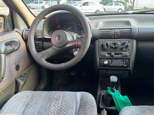 Chevrolet Corsa 1.0 Wind 3p