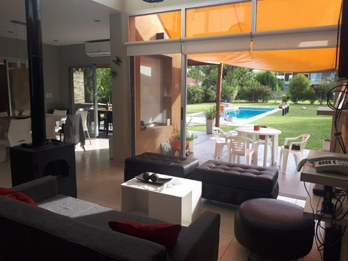 Imagen 8 de 13 de Casa A La Venta Barrio Malibu