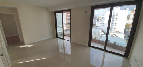 Imagen 4 de 10 de Departamento - La Plata
