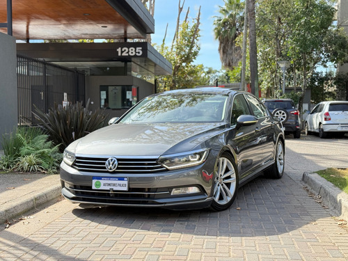 Volkswagen Passat 2.0 Tsi Highline 220cv