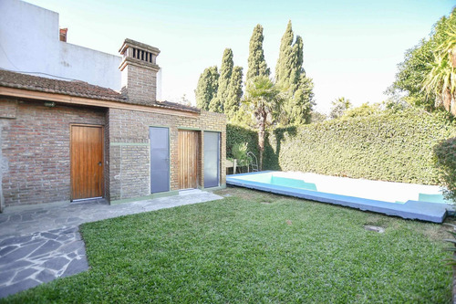 Imagen 7 de 30 de Casa 4 Dormitorios En Venta En La Plata Con Pileta