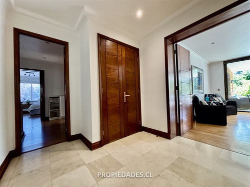 Departamento En Venta De 4 Dorm. En Las Condes