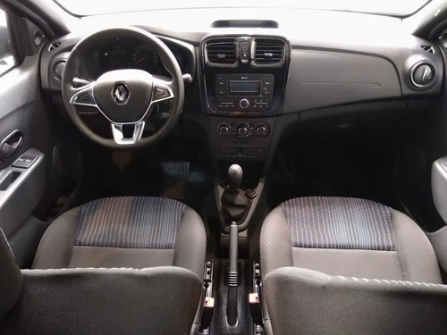 Imagen 5 de 15 de Renault Logan Life (rr)