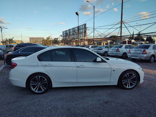 BMW Serie 3 2.0 328i Sedán Sport 245cv