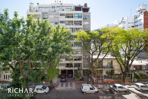Imagen 15 de 19 de Apartamento En Venta - 3 Dormitorios - Pocitos - Garaje