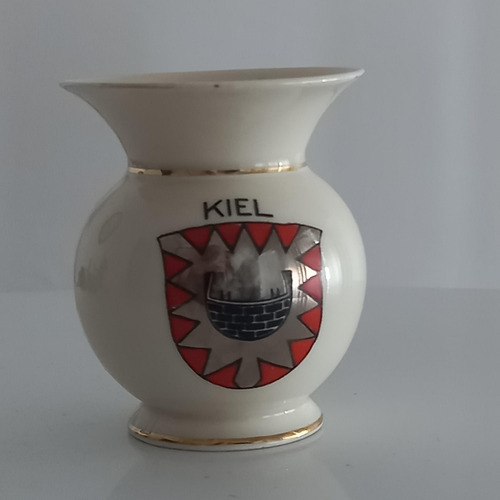 Pequeño Florero Porcelana Alemana Escudo Kiel