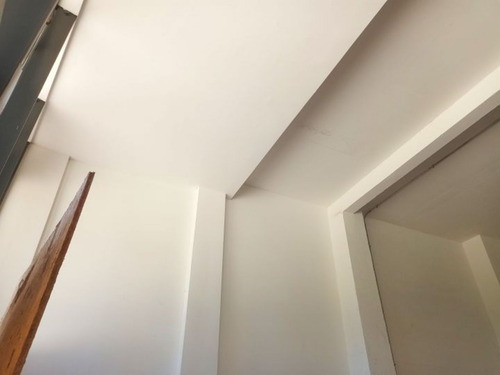Arriendo Local Comercial 73,11 M2 Nivel Calle + Bodega De 22