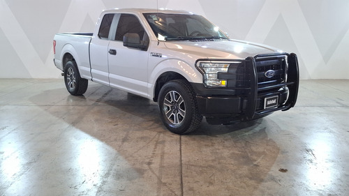 Ford F-150 5.0 XL SUP CAB 4X2 V8 AT
