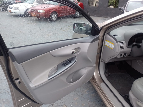 Toyota Corolla 2.0 16v Xei Flex Aut. 4p