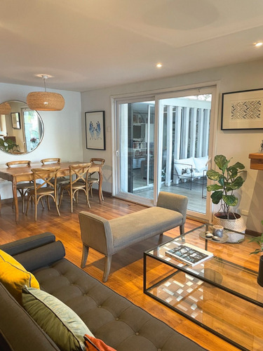 Linda Casa En Muy Buena Ubicación. 3 Dorm + 2 Baños + Serv