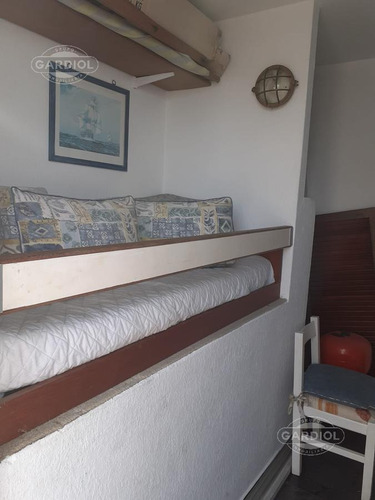 Imagen 13 de 23 de Apartamento 2 Dormitorios En Playa Mansa Primera Linea. Punta Del Este.