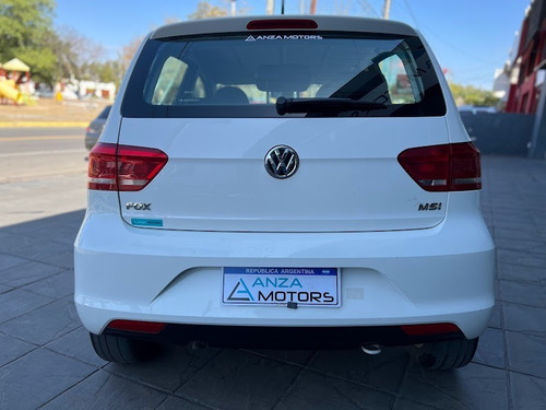 Imagen 14 de 17 de Volkswagen Fox Confort 2016