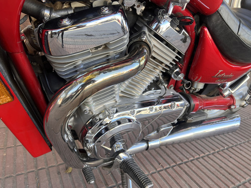 Suzuki Intruder 800