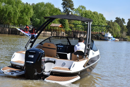 Imagen 5 de 15 de Lancha Geuna F170 Wakeedition Con Mercury 90hp 4 Tiempos
