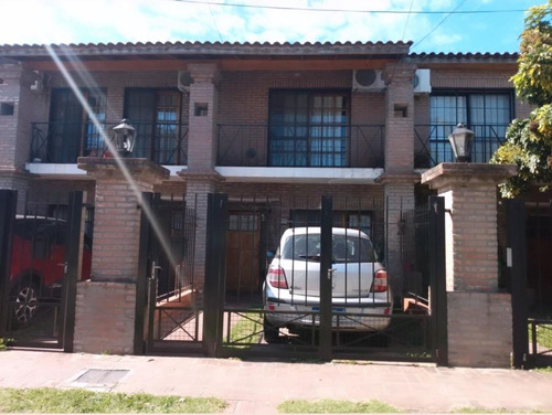 Casa Duplex En Venta, Patio, Cochera - Quilmes