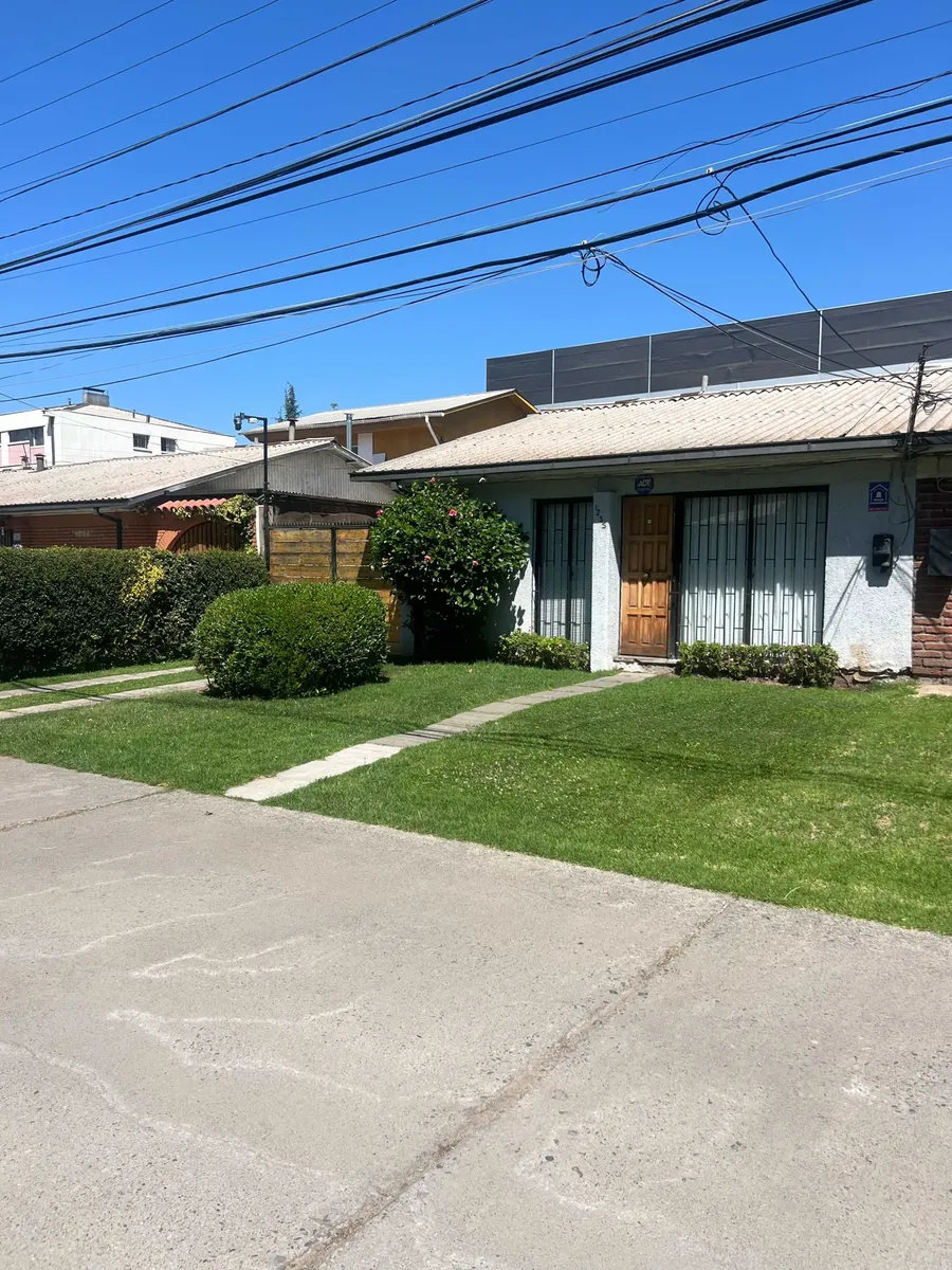 Imagen 1 de 23 de Amplia Propiedad Venta Ñuñoa (154932)
