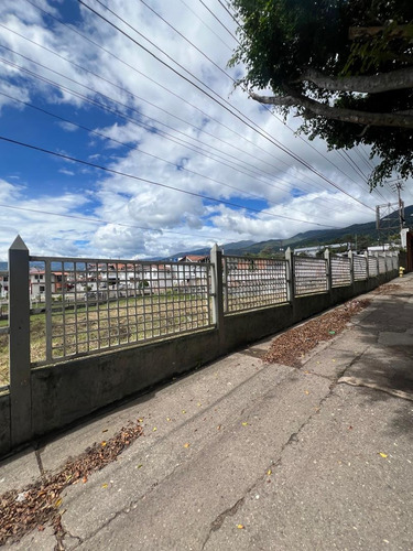 Xv, Se Vende Terreno De Oportunidad Ubicado En Pueblo Nuevo Al Lado Del Conjunto Residencial Los Chaguaramos