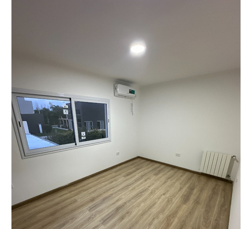 Casa En Venta Barrio Privado Los Bretes - Colon - Entre Rios