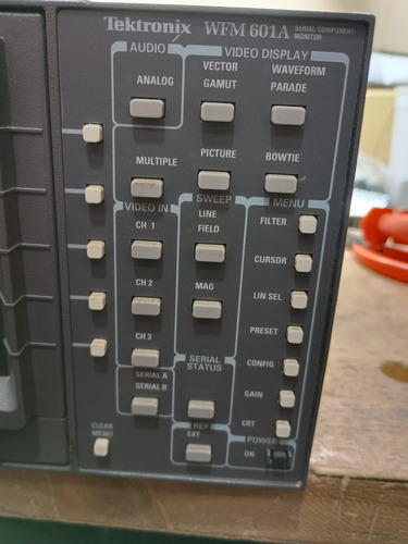 Wave Form Tektronix Wfm 601a