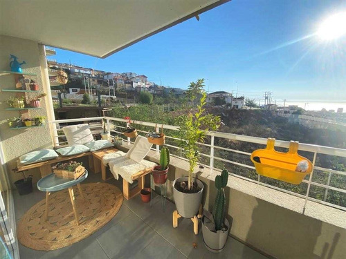 Imagen 7 de 23 de Cómodo E Iluminado Departamento Con Vista Al Mar.