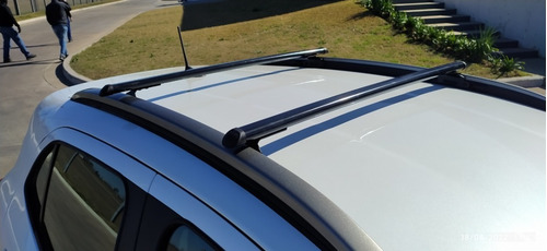 Imagen 7 de 10 de Porta Equipajes Fiat Pulse 2022+ Barra Negra Bracco Original