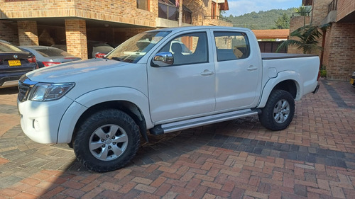 Toyota Hilux 2.7 Imv 4x4